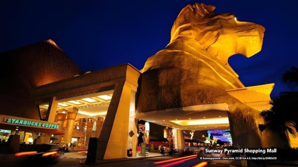 Golden Night Hotel Subang Jaya Exterior foto