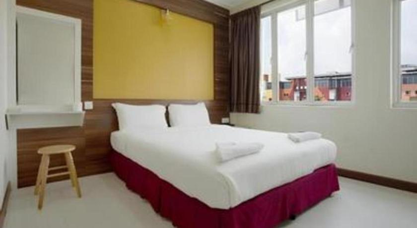 Golden Night Hotel Subang Jaya Exterior foto