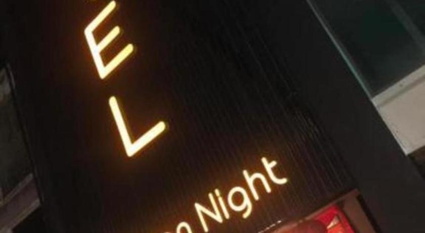 Golden Night Hotel Subang Jaya Exterior foto